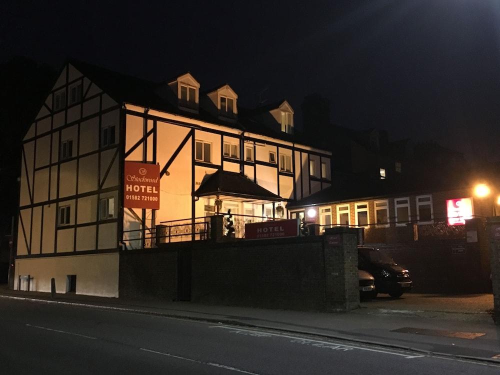 Stockwood Hotel - Luton Airport Bagian luar foto