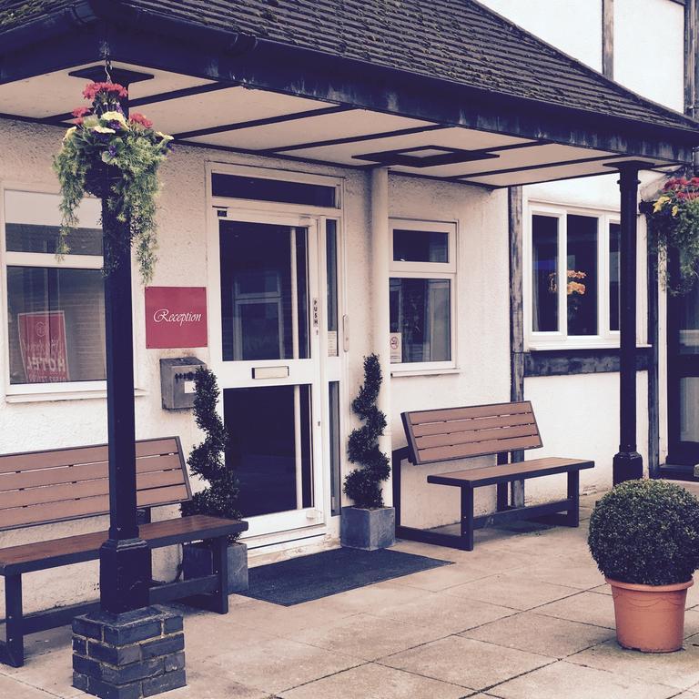 Stockwood Hotel - Luton Airport Bagian luar foto